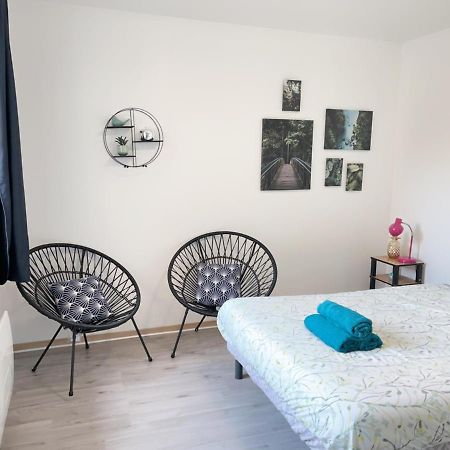 פונטנה-לה-קומט Jolie Appartement 2 Chambres 65M2 Au Centre Ville מראה חיצוני תמונה