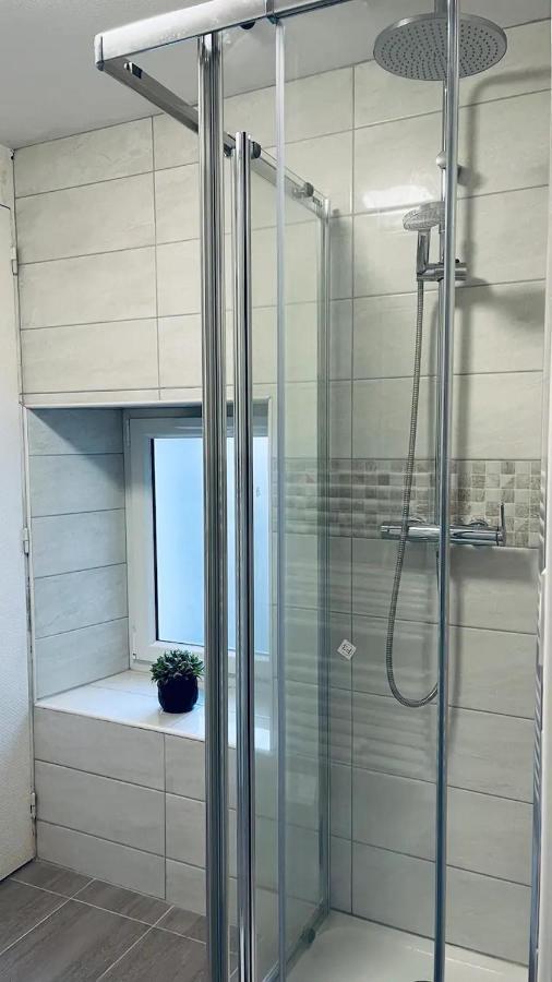 פונטנה-לה-קומט Jolie Appartement 2 Chambres 65M2 Au Centre Ville מראה חיצוני תמונה